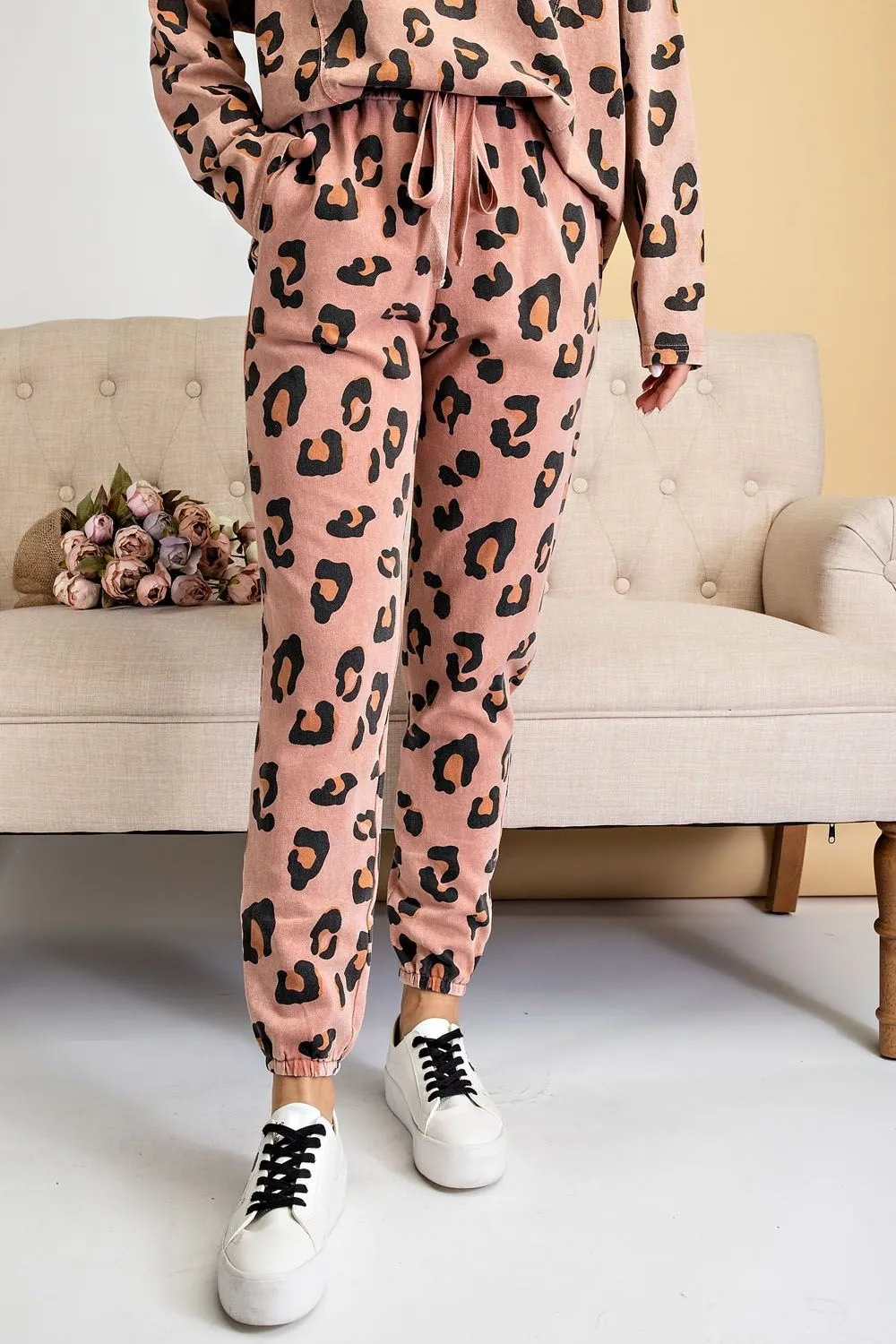 EB40789 Leopard Print Knit Pant-CINNAMON