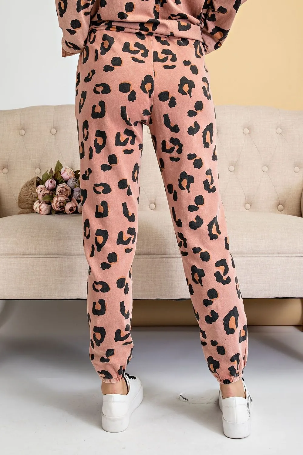 EB40789 Leopard Print Knit Pant-CINNAMON