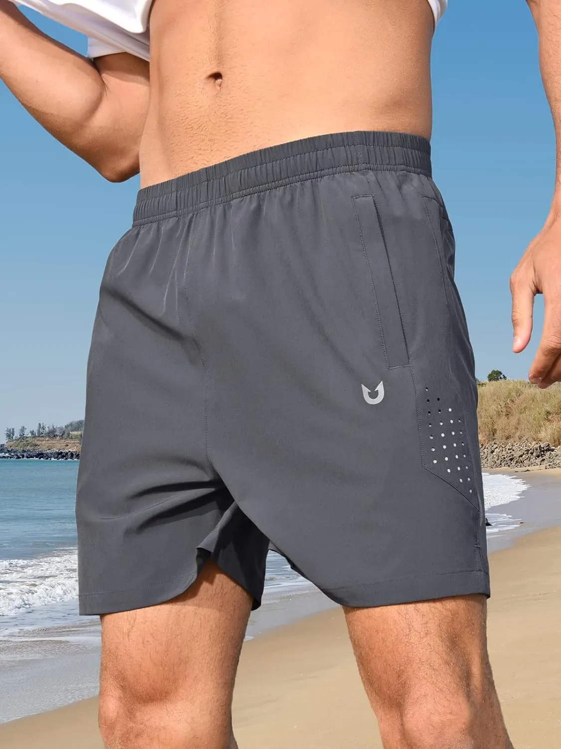 Men's 5-Inch Workout Shorts with Zipper Pockets Reflective Strips